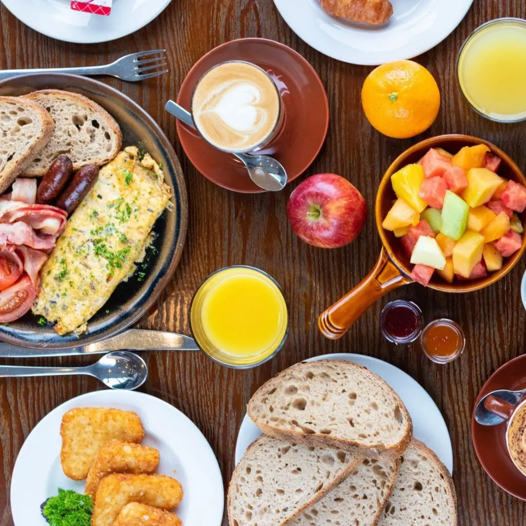 CHCCS-Family-Getaway-breakfast
