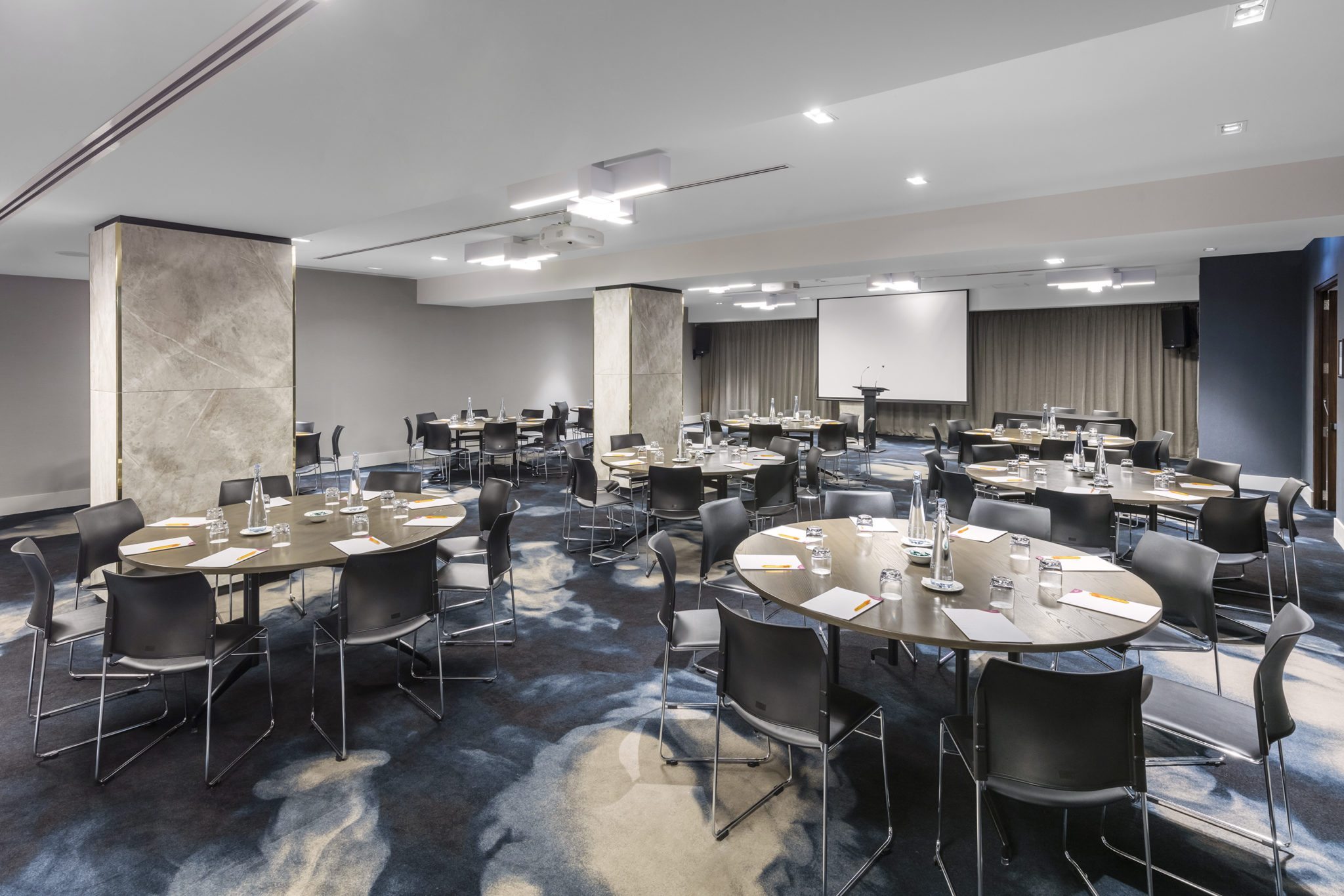 Golden Fleece Room at Crowne Plaza Christchurch Hotel & Accommodation. Meetings & Events.
